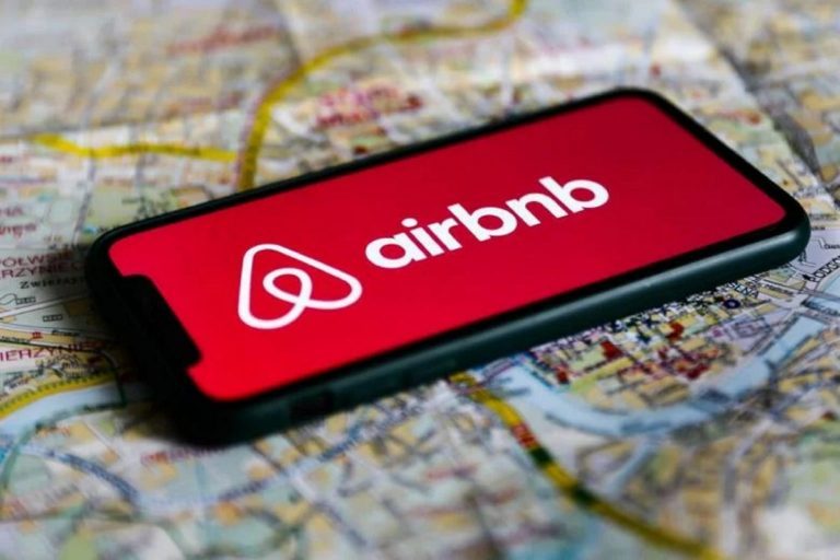Σφιχτό πλαίσιο για Airbnb από το 2026 – Ποιους αφορά