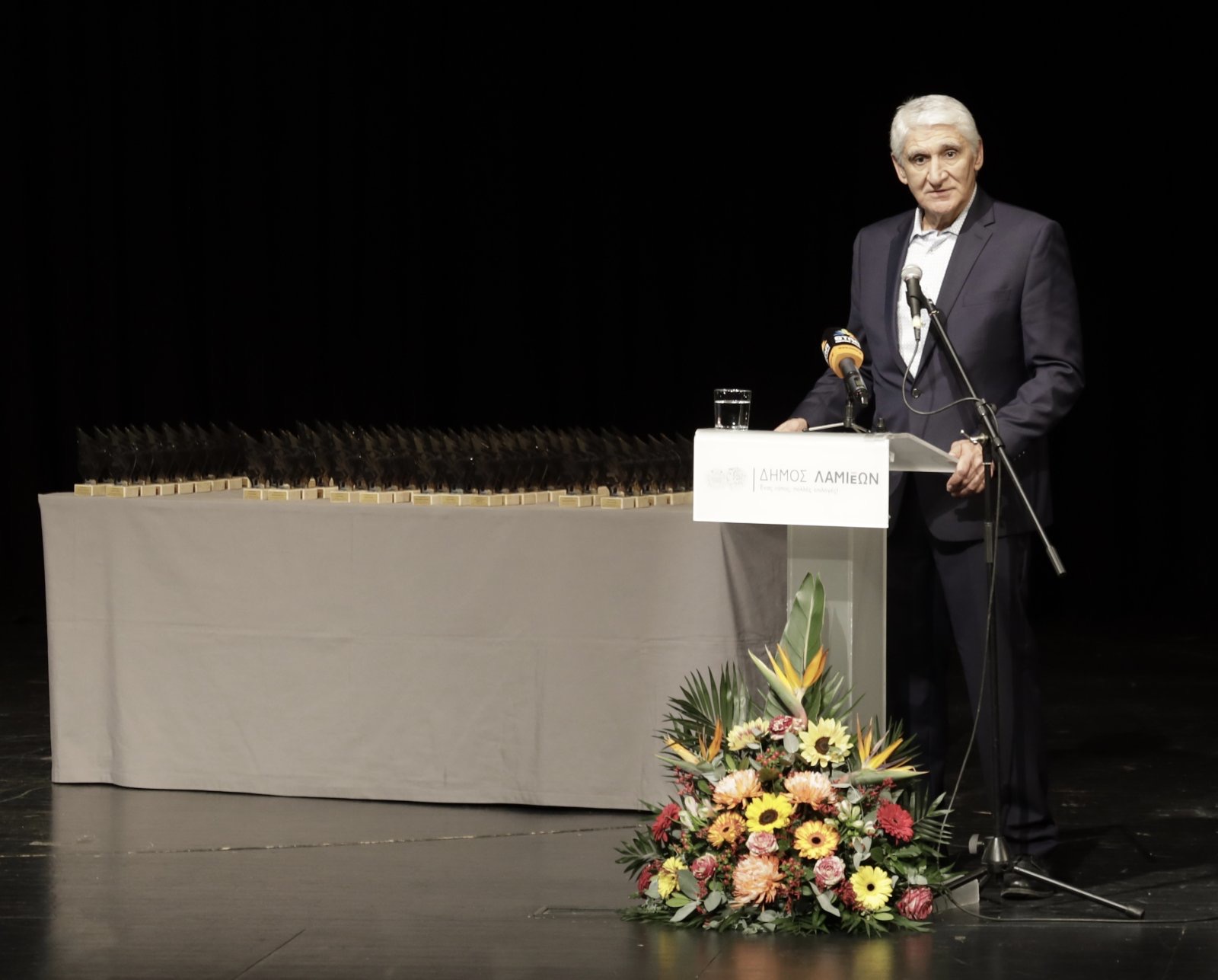 τιμήθηκε ο Παναγιώτης Γιαννάκης για τη συμβολή του στον ελληνικό αθλητισμό.