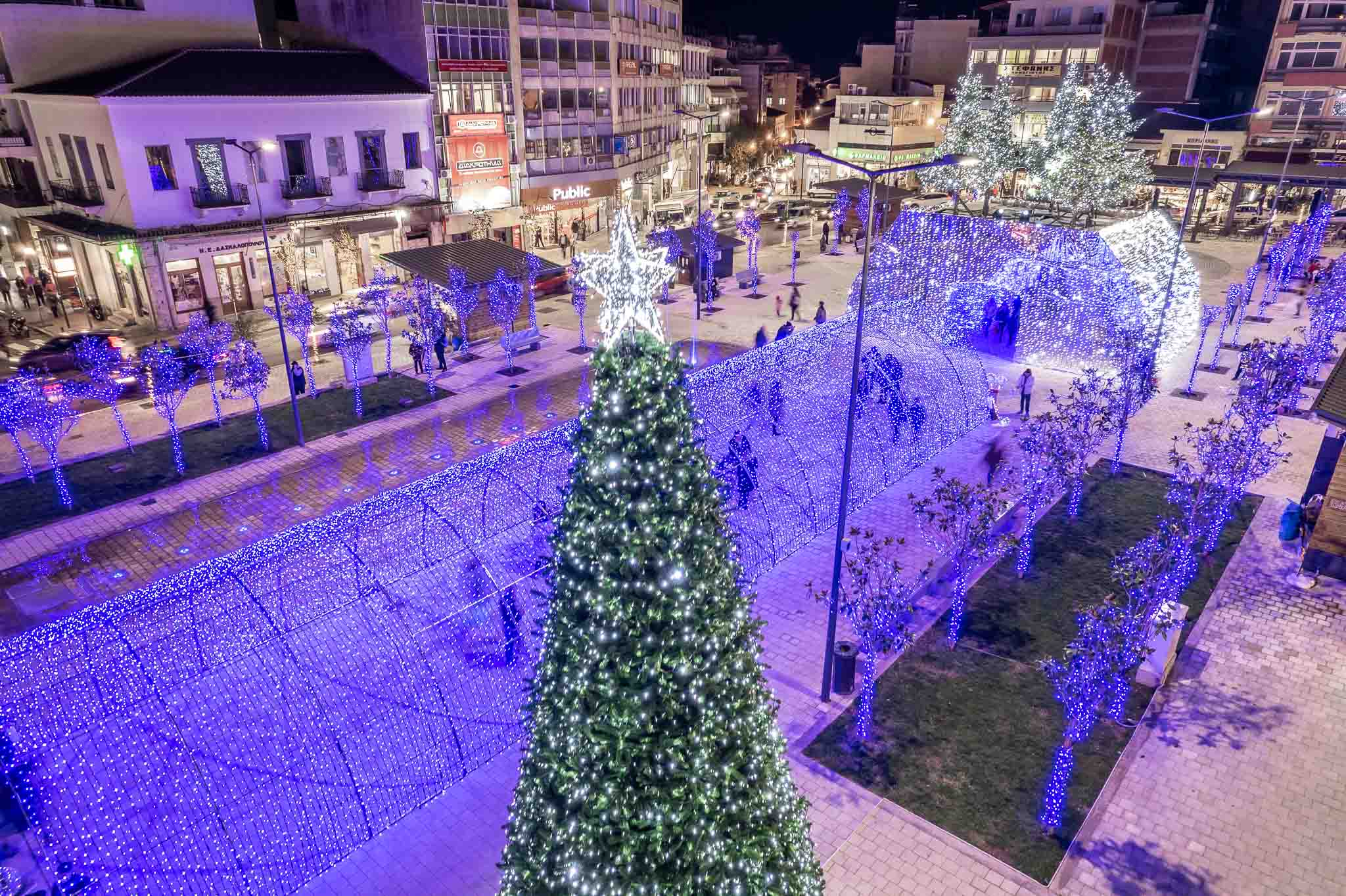 Μουσική, χορός, εργαστήρια, Άγιος Βασίλης, θεατρικά και γιορτινές δράσεις για όλη την οικογένεια.