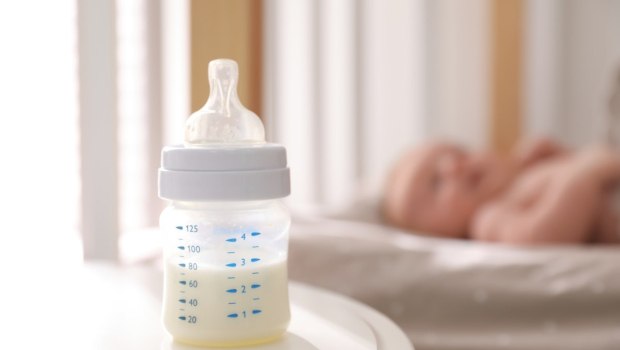 ΕΟΦ: Ποιες παρτίδες βρεφικού γάλακτος αποσύρονται από την αγορά