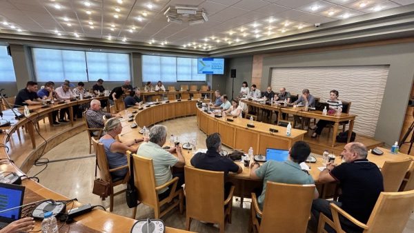 Τέσσερα θέματα στο Περιφερειακό Συμβούλιο της Πέμπτης